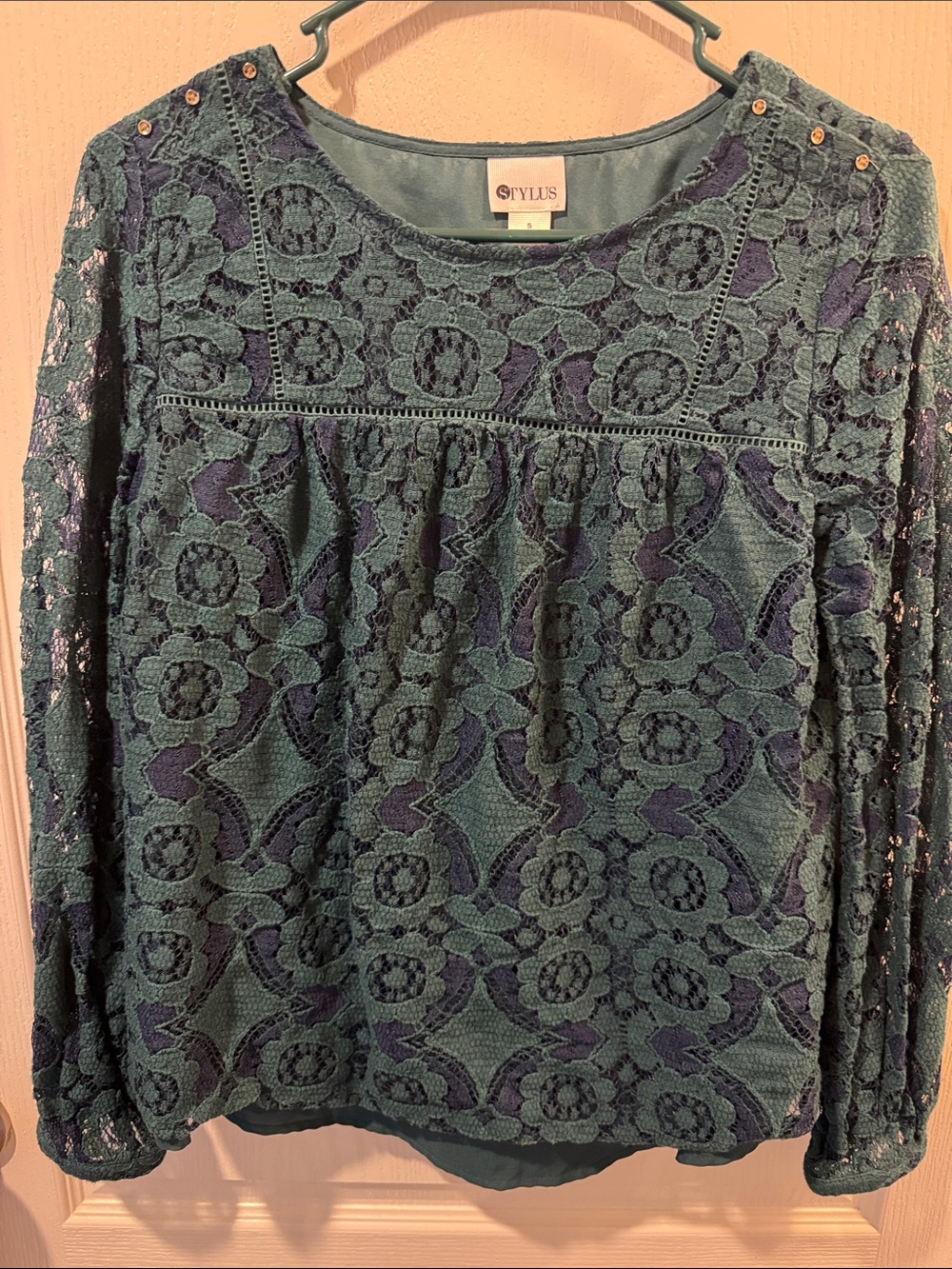STYLUS Teal and Navy Lace Long Sleeve Blouse